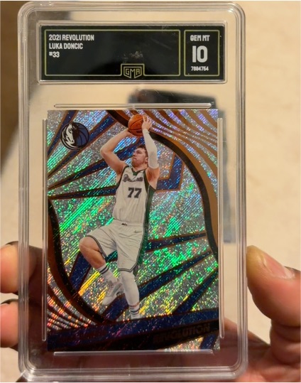 2021 Revolution #33 Luka Doncic — front