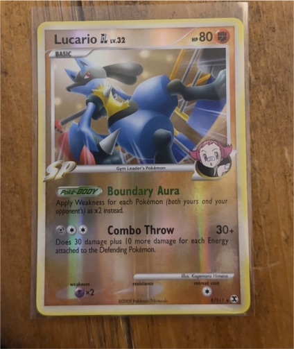 2009 Pokémon Rising Rivals #8 Lucario GL — front