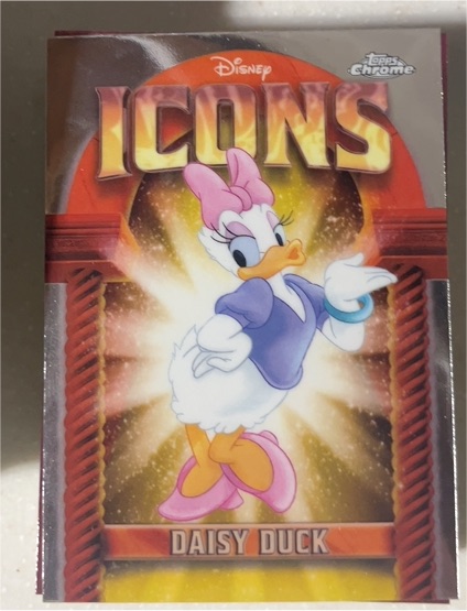 2025 Topps Chrome Disney #DI-33 Daisy Duck Disney Icons — front