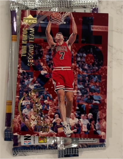 1994-95 Upper Deck #9 Toni Kukoc Chicago Bulls — front