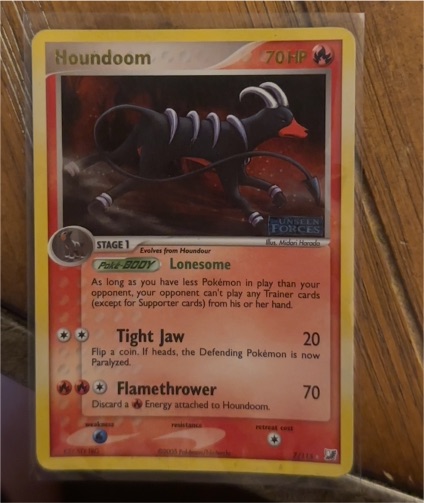 2005 Pokémon EX Unseen Forces #7 Houndoom — front