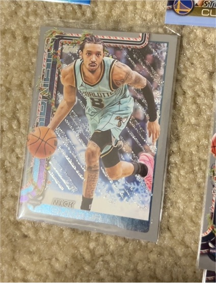 2025-26 Topps Holiday #H56 Nick Smith Jr. — front