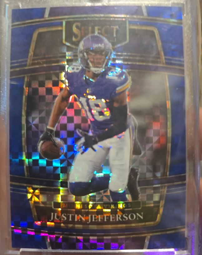 2020 Panini Select Football Justin Jefferson Blue Checkerboard Prizm — front