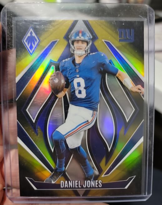 2024 Panini Phoenix #32 Daniel Jones — front