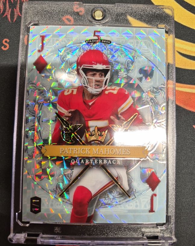 2024 Wild Card 5 Card Draw Patrick Mahomes King of Diamonds — front