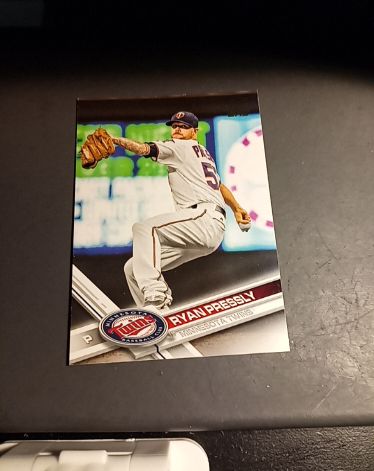 2017 Topps #568 Ryan Pressly — front