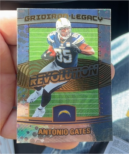 2025 Panini Revolution #10 Antonio Gates — front