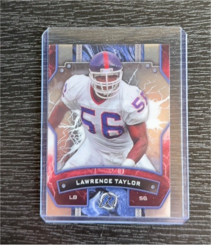 2024 Topps Resurgence #LT Lawrence Taylor — front