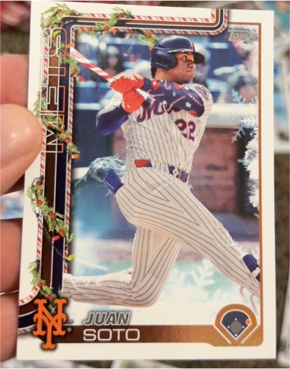 2025 Topps Holiday #H150 Juan Soto Candy Cane Bat — front
