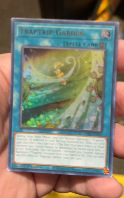 Yu-Gi-Oh! Traptrip Garden SDBT-EN023 Ultra Rare — front