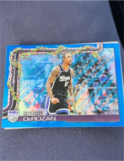 2025-26 Topps Holiday #H129 DeMar DeRozan — front
