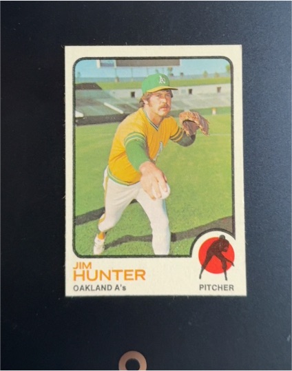 1973 Topps #235 Jim Hunter — front
