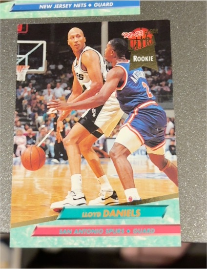 1992-93 Fleer Ultra #353 Lloyd Daniels — front