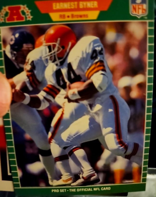 1989 Pro Set #74 Earnest Byner — front