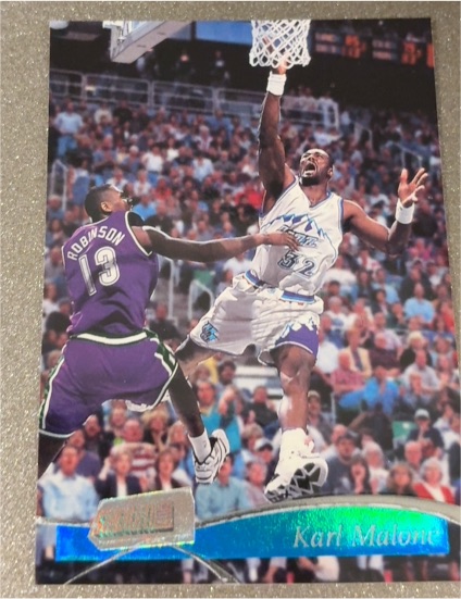 1997-98 Topps Stadium Club #115 Karl Malone — front