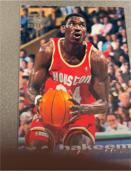 1993-94 Topps Stadium Club #89 Hakeem Olajuwon — front