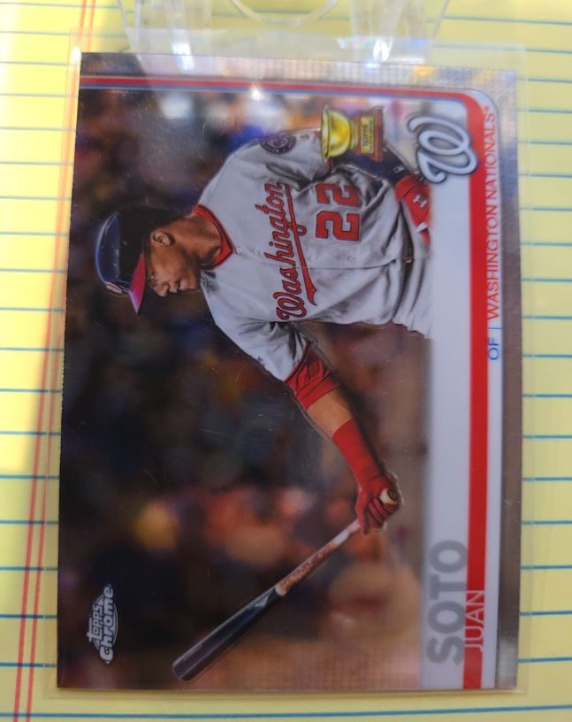 2019 Topps Chrome #155 Juan Soto — front