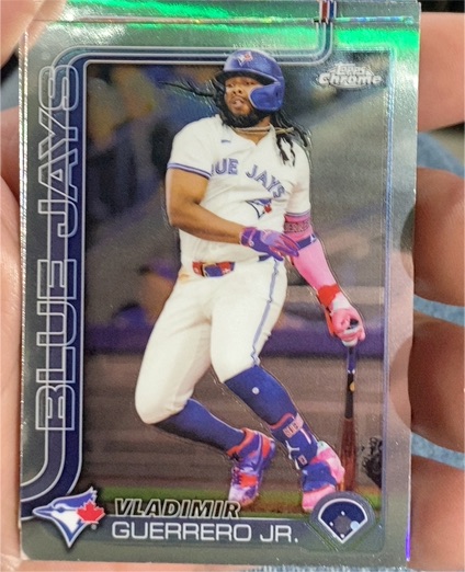 2025 Topps Chrome #259 Vladimir Guerrero Jr. — front