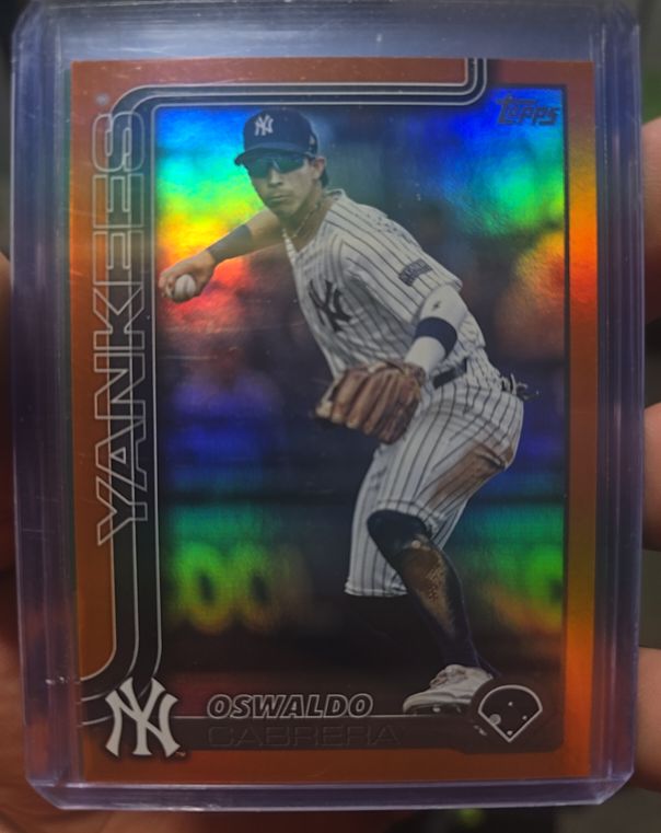 2025 Topps Series 2 #528 Oswaldo Cabrera — front