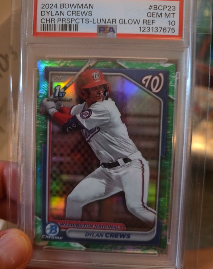 2024 Bowman Chrome Prospects Lunar Glow Refractor #BCP-23 Dylan Crews — front