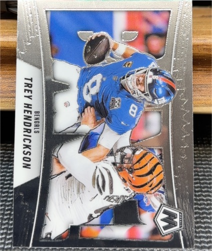 2025 Panini Mosaic Bang #1 Trey Hendrickson — front