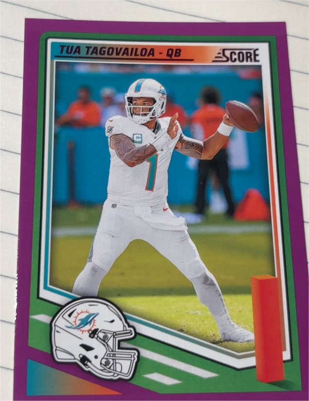2025 Panini Score #25 Tua Tagovailoa — front