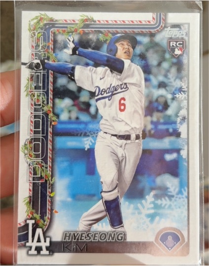 2025 Topps Holiday #H174 Hyeseong Kim — front