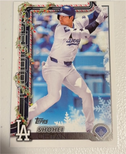 2025 Topps Holiday #H200 Shohei Ohtani — front