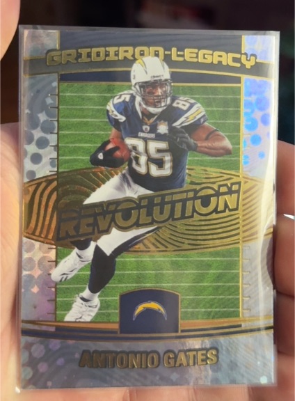 2025 Panini Revolution #10 Antonio Gates — front