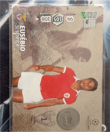 2004 Panini Adrenalyn XL #101 Eusebio — front
