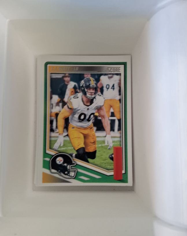 2025 Panini Score #111 T.J. Watt — front