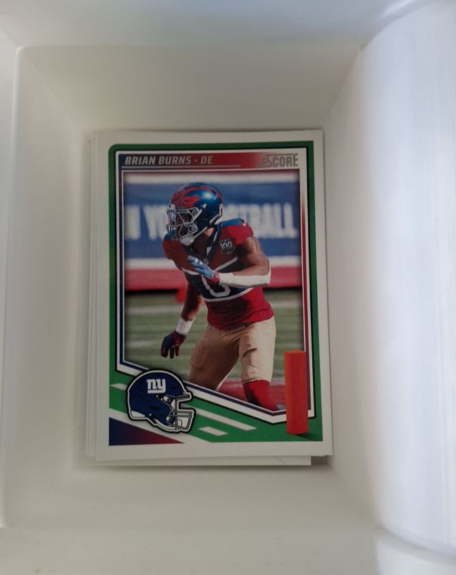 2025 Panini Score #6 Brian Burns — front