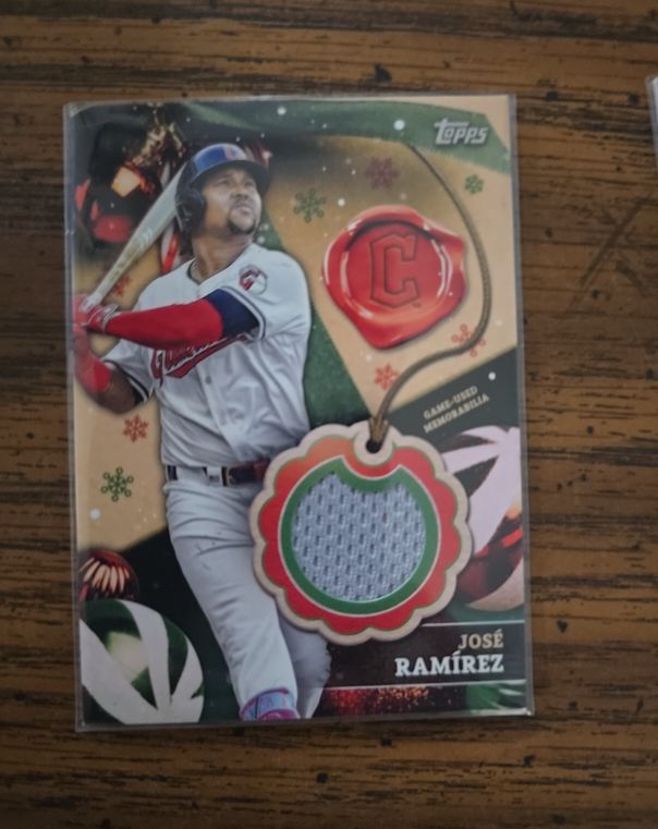 2024 Topps Holiday #RC-JRA José Ramírez — front