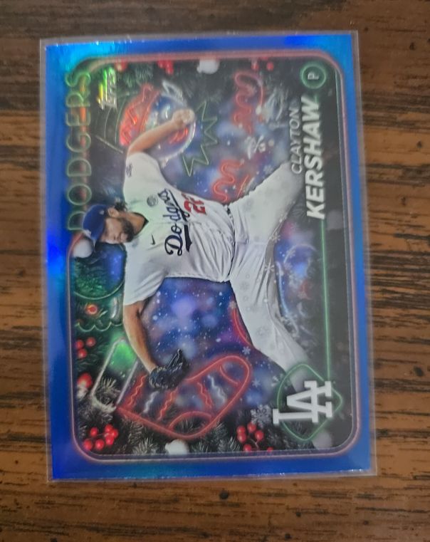 2024 Topps Holiday #H92 Clayton Kershaw — front