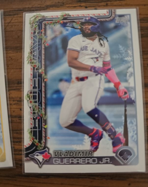 2025 Topps Holiday #H66 Vladimir Guerrero Jr. — front