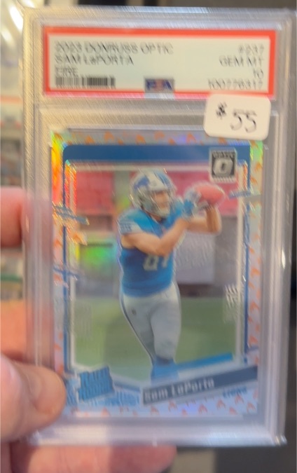 2023 Panini Donruss Optic #237 T.J. Hockenson — front