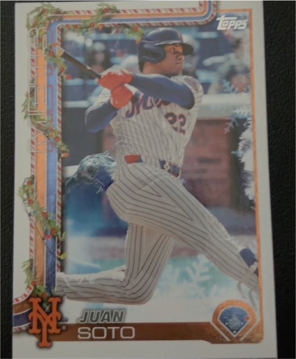 2025 Topps Holiday #H150 Juan Soto — front