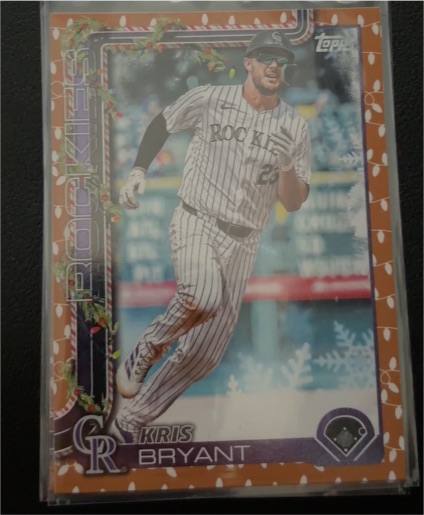 2025 Topps Holiday #H81 Kris Bryant — front