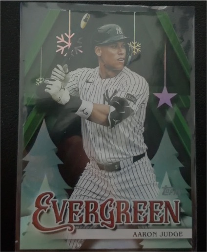 2025 Topps Holiday #E-11 Aaron Judge Evergreen — front
