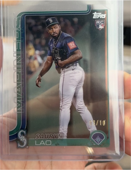 2025 Topps Update #US265 Sauryn Lao Seattle Mariners Rookie Card — front