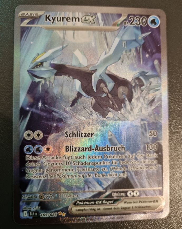 2011 Pokémon Black & White #165 Kyurem ex — front