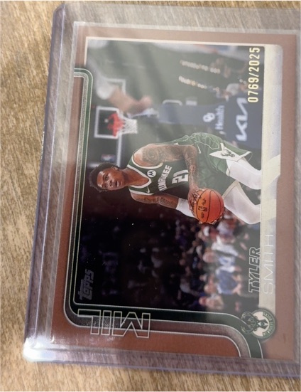 2025-26 Topps Basketball #MIL Tyler Smith — front