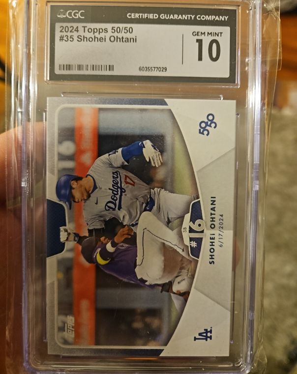 2024 Topps 50/50 #35 Shohei Ohtani — front
