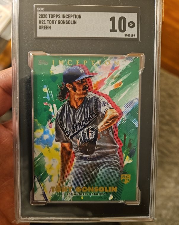 2020 Topps Inception #21 Tony Gonsolin Green — front