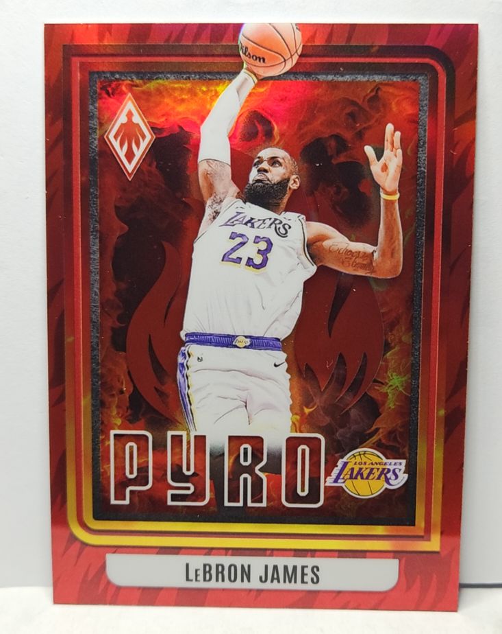 2023-24 Panini Phoenix #16 LeBron James Pyro — front