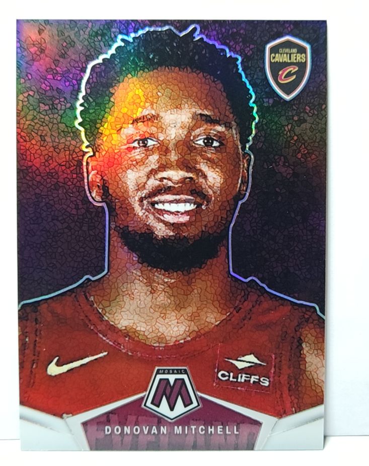 2022 Panini Mosaic Donovan Mitchell — front