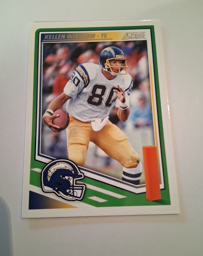 2025 Panini Score #270 Kellen Winslow — front