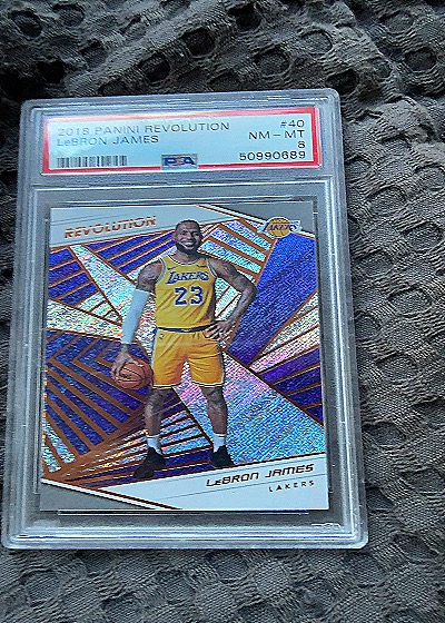 2018 Panini Revolution #40 LeBron James — front