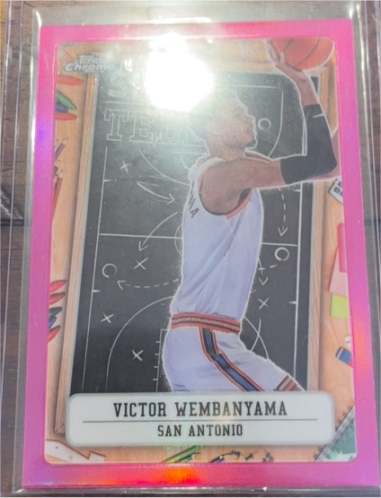 2024-25 Topps Chrome #ST-9 Victor Wembanyama Show and Tell — front