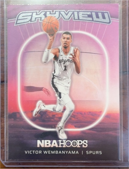 2024-25 Panini NBA Hoops #16 Victor Wembanyama Skyview San Antonio Spurs — front